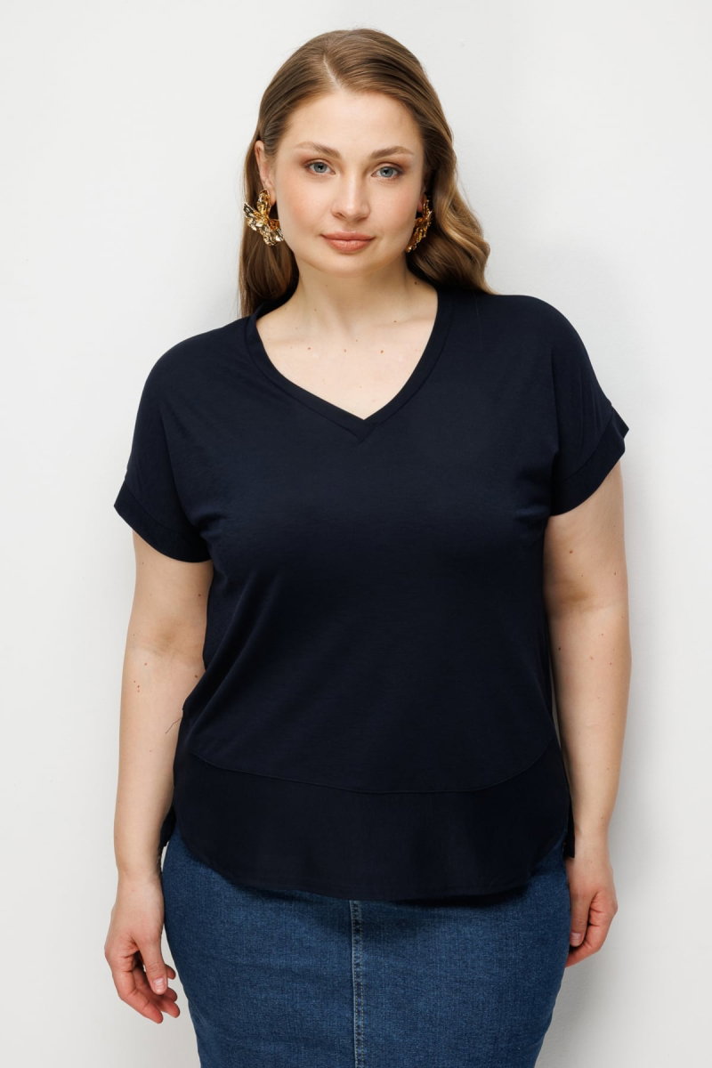 On Kadın Büyük Beden V Yaka Parçalı T-Shirt 71476 Lacivert - On