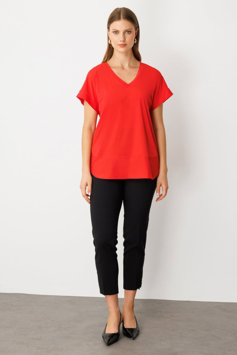 On Kadın Büyük Beden V Yaka Parçalı T-Shirt 71476 Mercan - 3