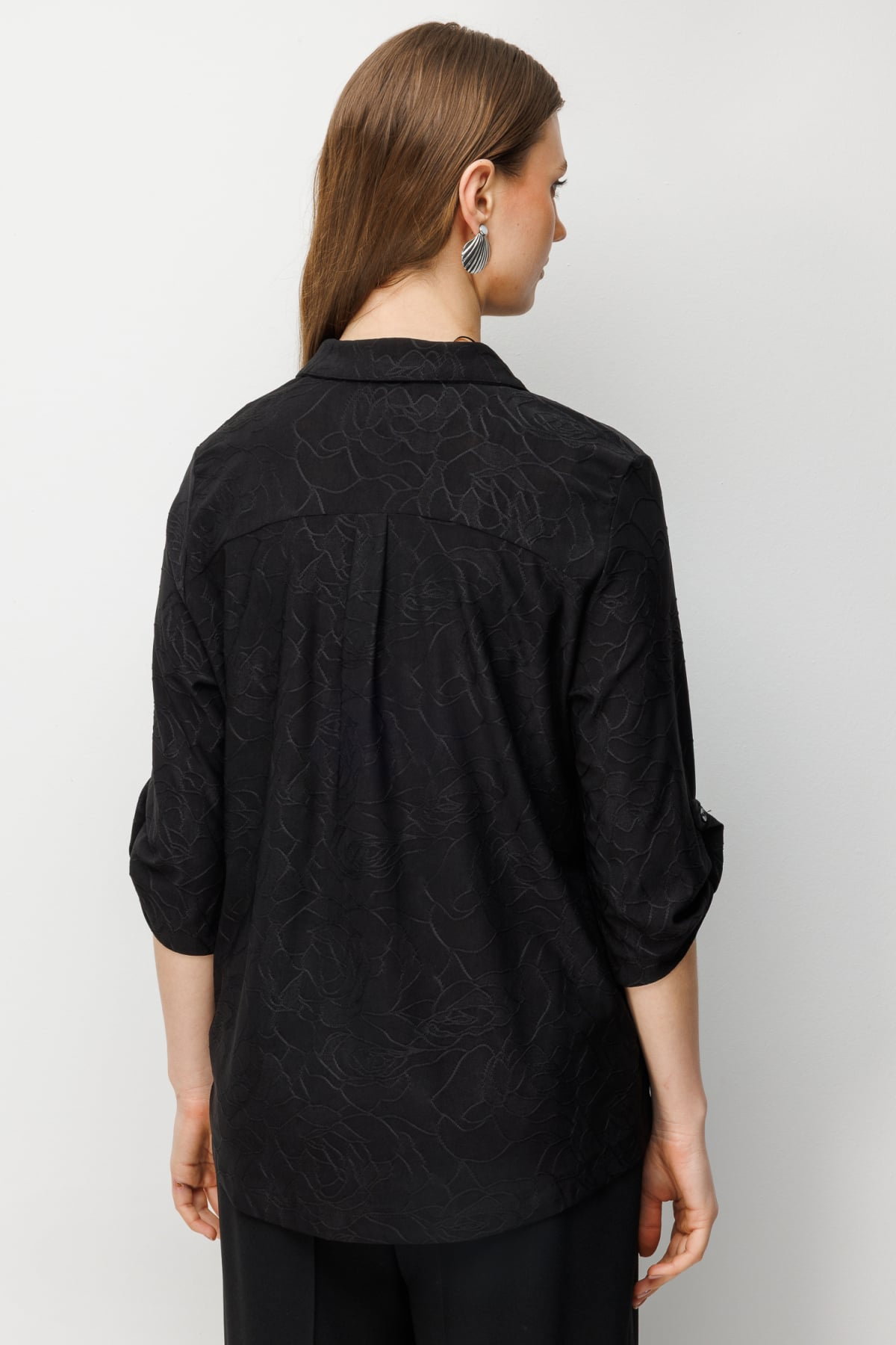 On Kadın Büyük Beden Yarım Kollu İşlemeli Bluz 71342 Siyah - 4