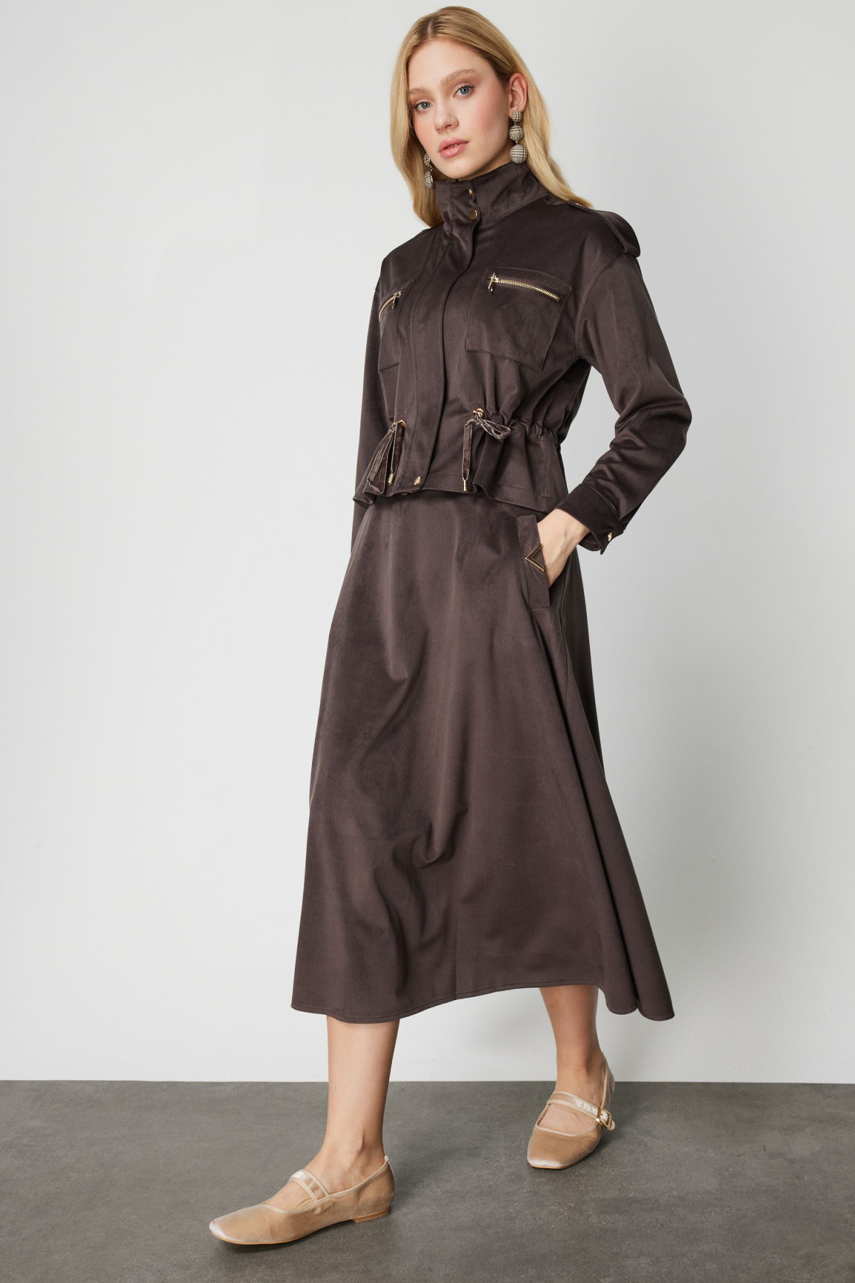 On Kadın Cebi Metal Aksesuarlı Midi Boy Etek 66533 Kahverengi - 2