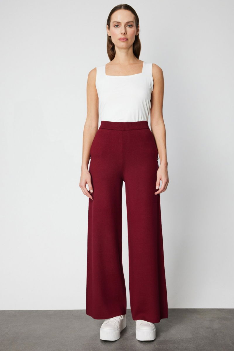 On Kadın Cebi Taş Detaylı Bol Paça Triko Pantolon 63919 Bordo - On