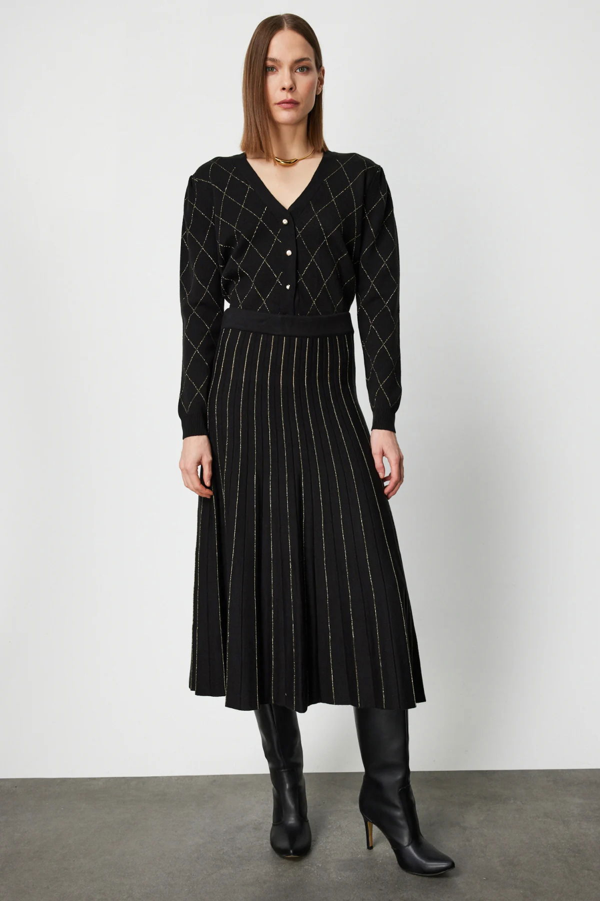 On Kadın Çizgi Desenli Pileli Midi Etek 63914 Siyah - 2