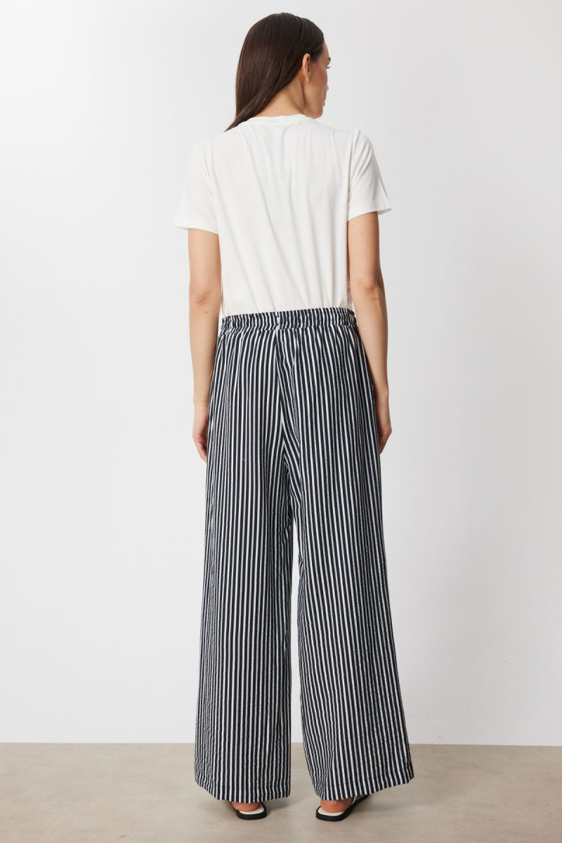 On Kadın Çizgili Bol Paça Keten Pantolon 74903 Siyah - 4