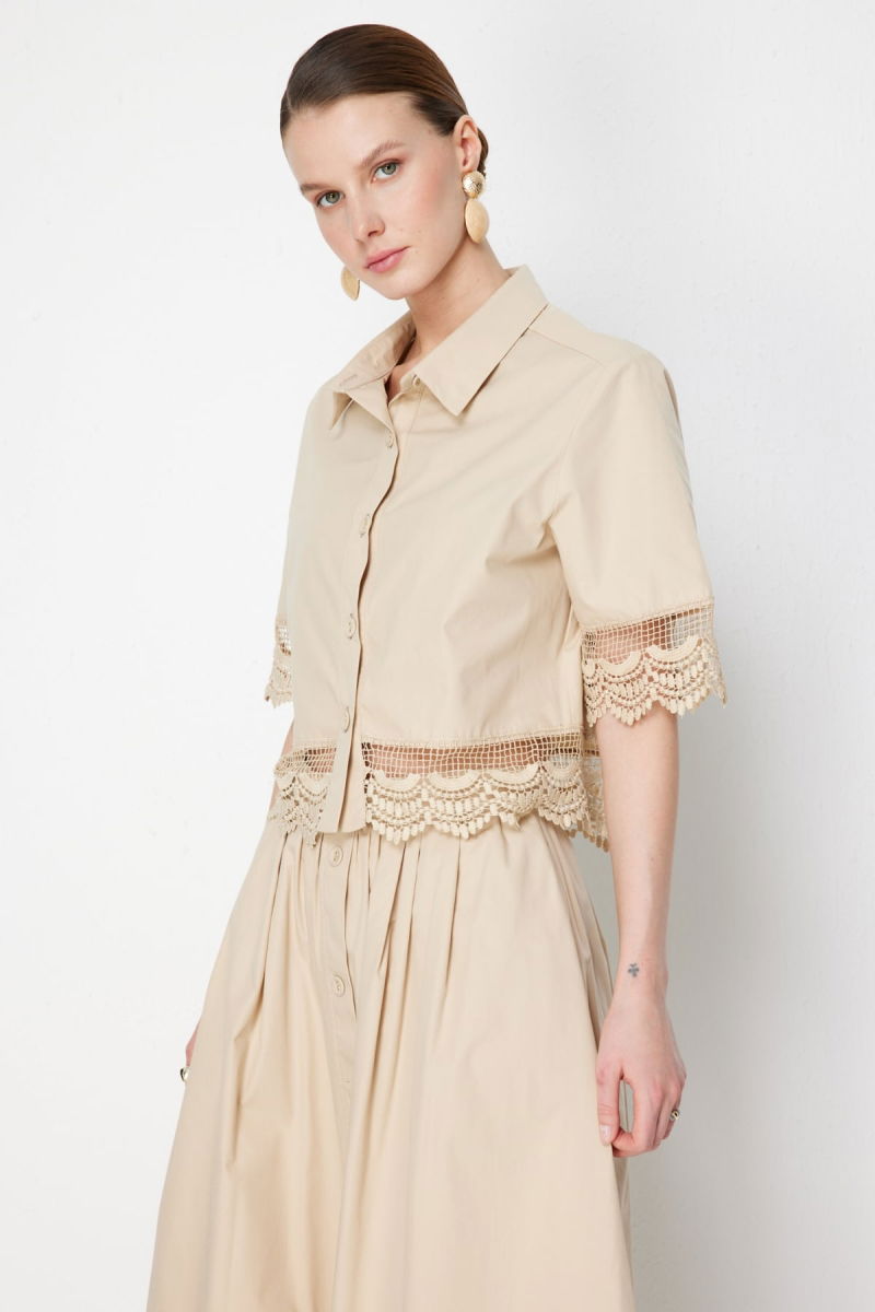 On Kadın Dantel Detaylı Crop Pamuk Gömlek 74336 Bej - 2