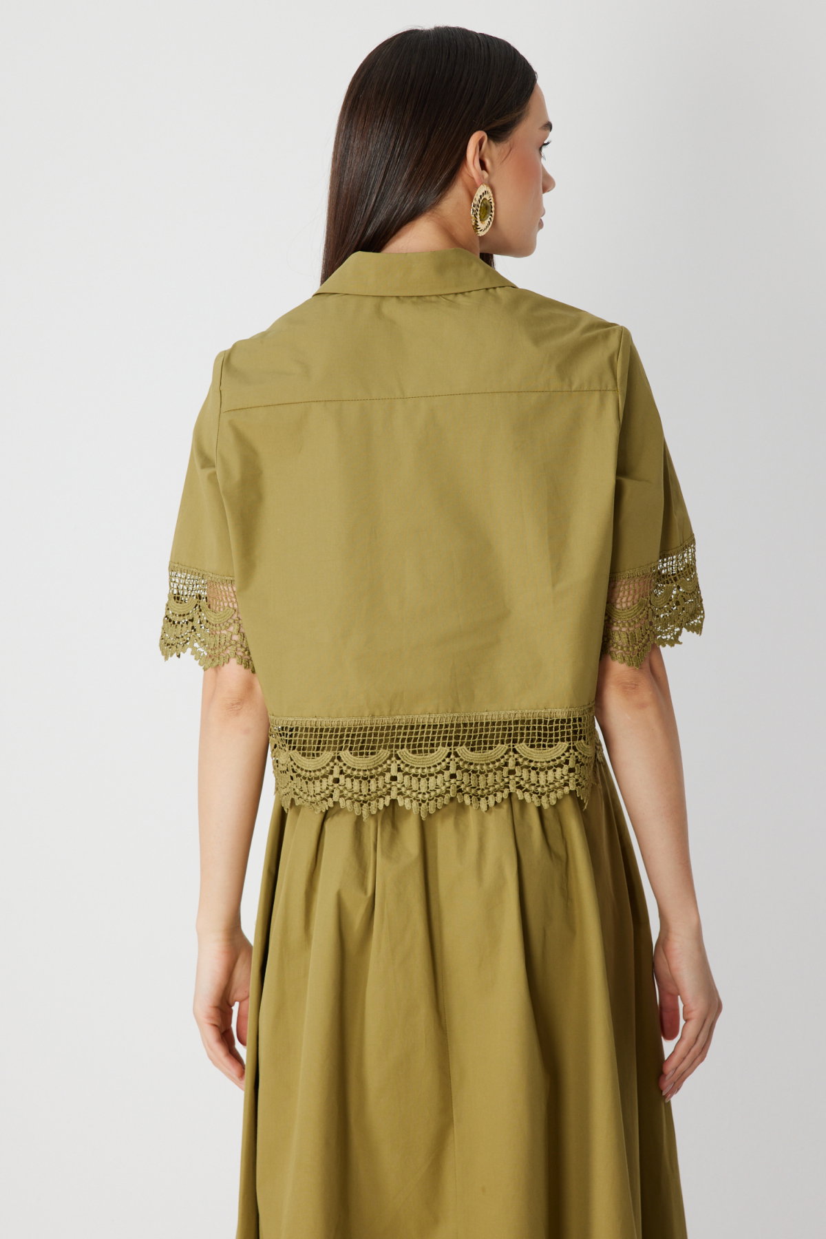 On Kadın Dantel Detaylı Crop Pamuk Gömlek 74336 Oliv - 4