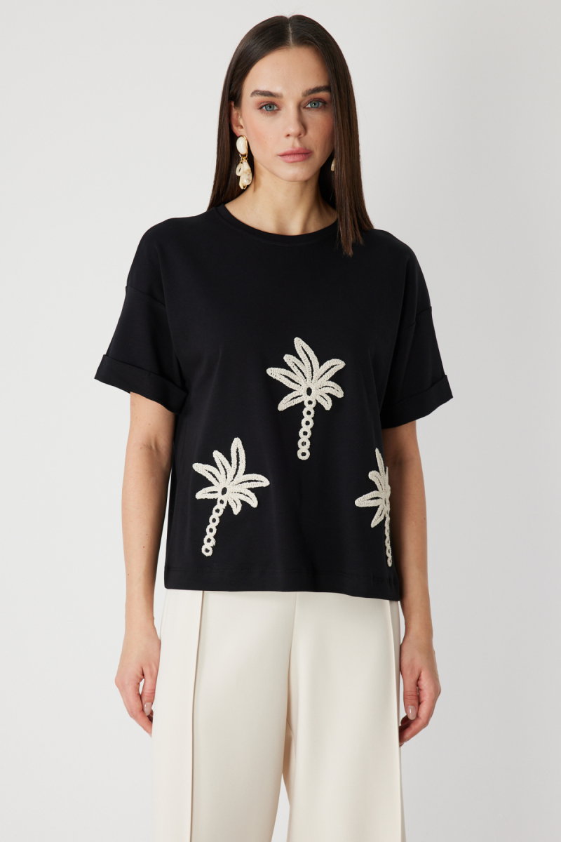 On Kadın Desenli Sıfır Yaka T-Shirt 71362 Siyah 