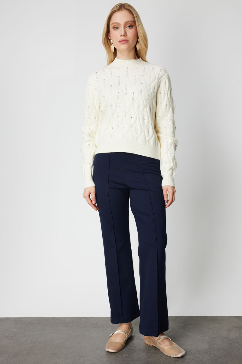 On Kadın Desenli Taş Detaylı Triko Kazak 60317 Ekru - 3