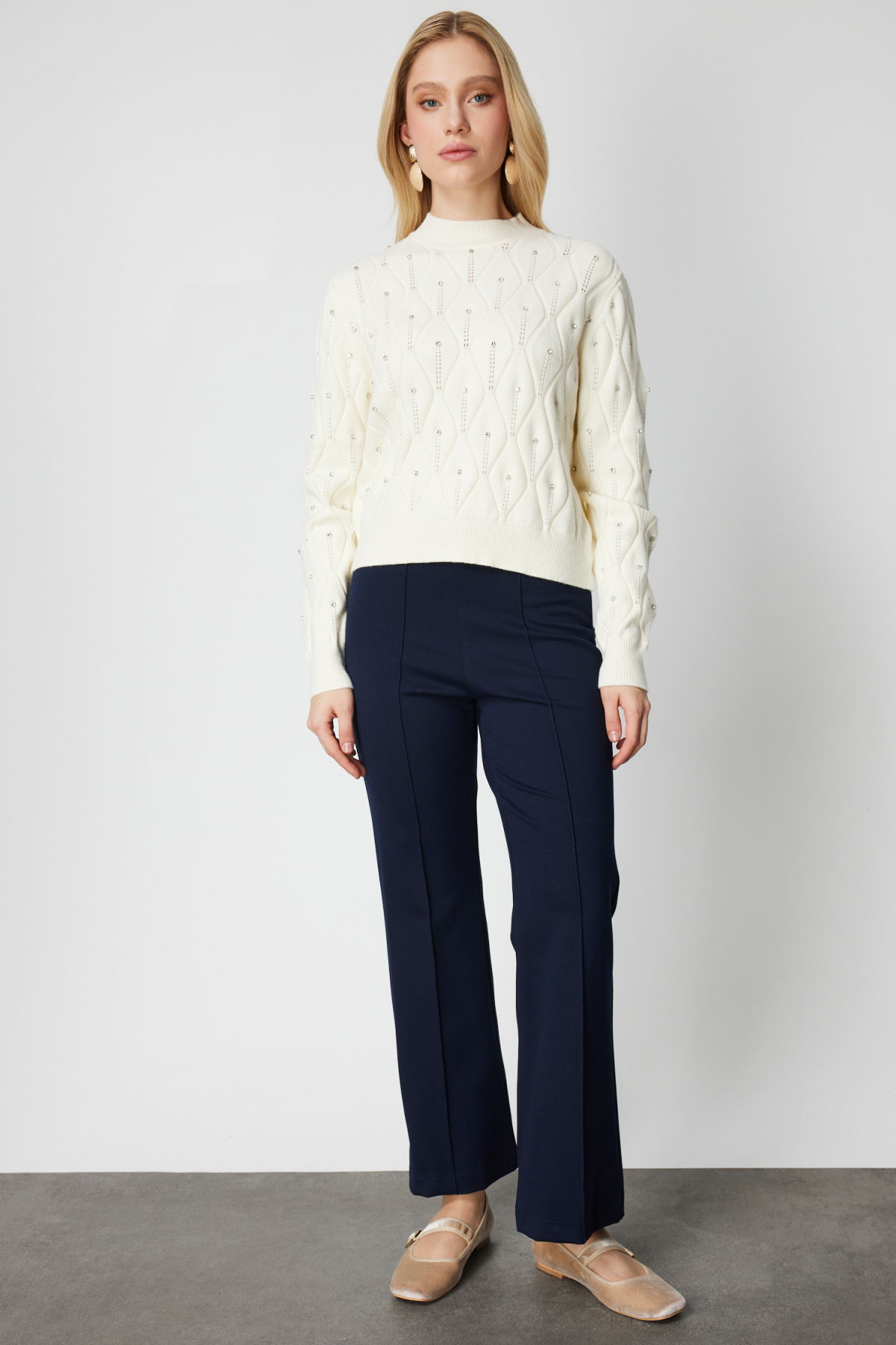 On Kadın Desenli Taş Detaylı Triko Kazak 60317 Ekru - 3