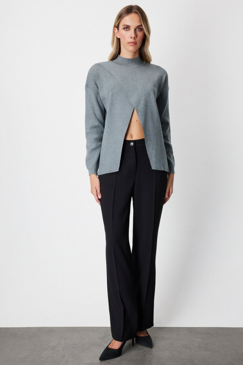 On Kadın Dik Yaka Asimetrik Kesim Triko Kazak 65343 Gri - 3