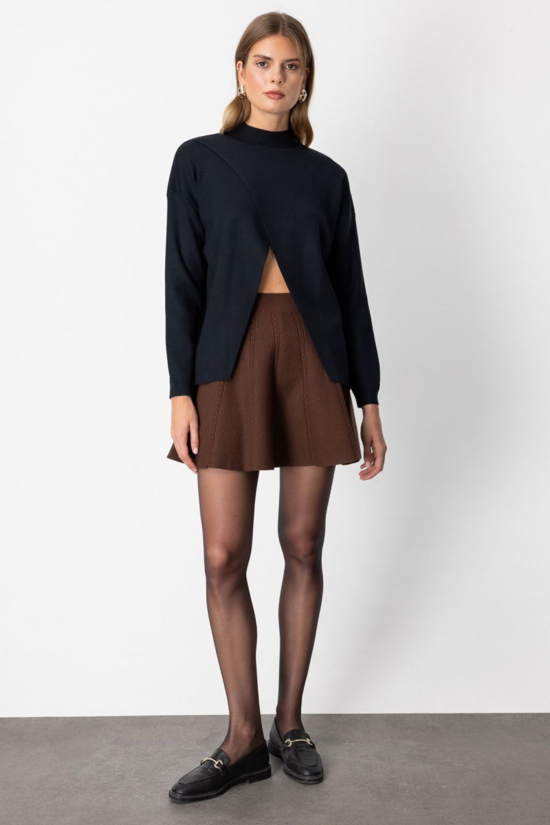 On Kadın Dik Yaka Asimetrik Kesim Triko Kazak 65343 Siyah - 3