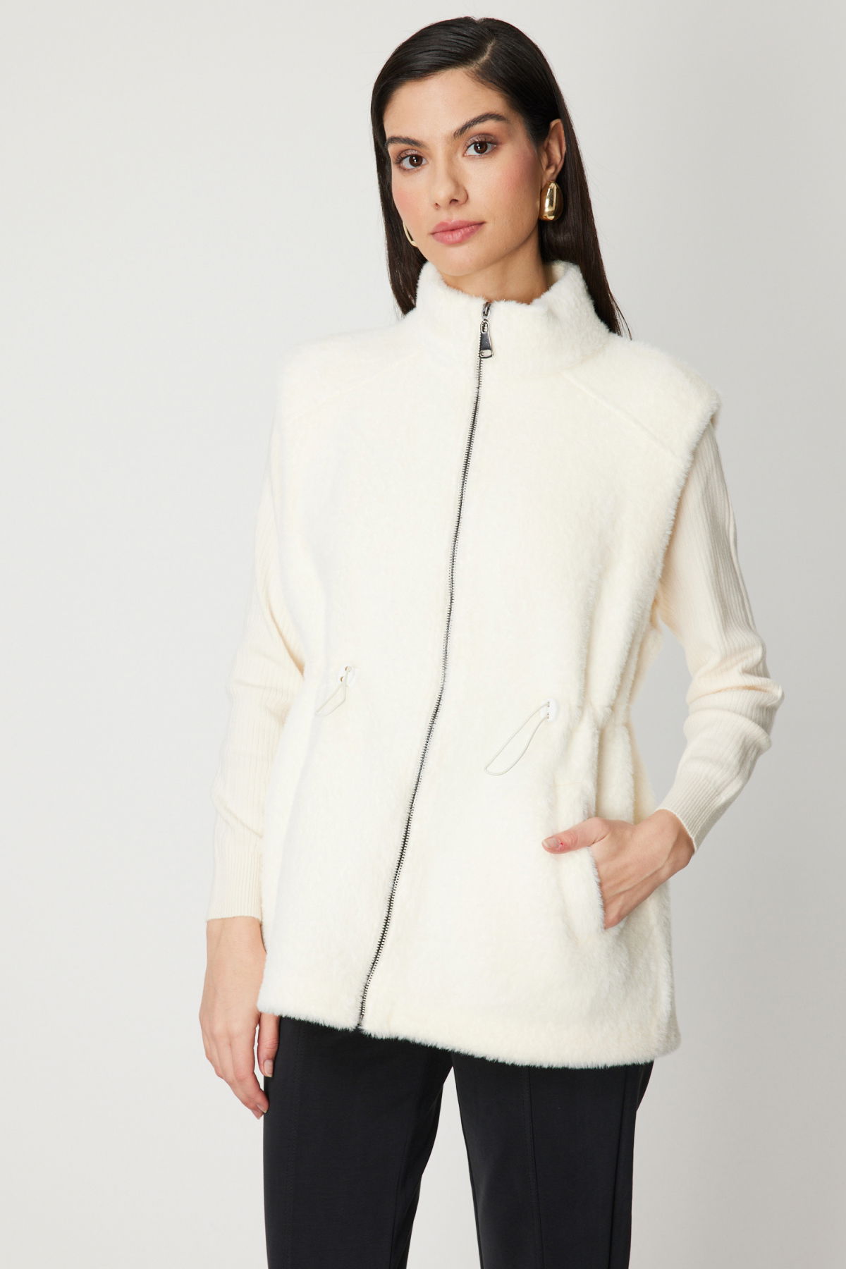 On Kadın Dik Yaka Beli Lastikli Peluş Yelek 66932 Ekru - 2