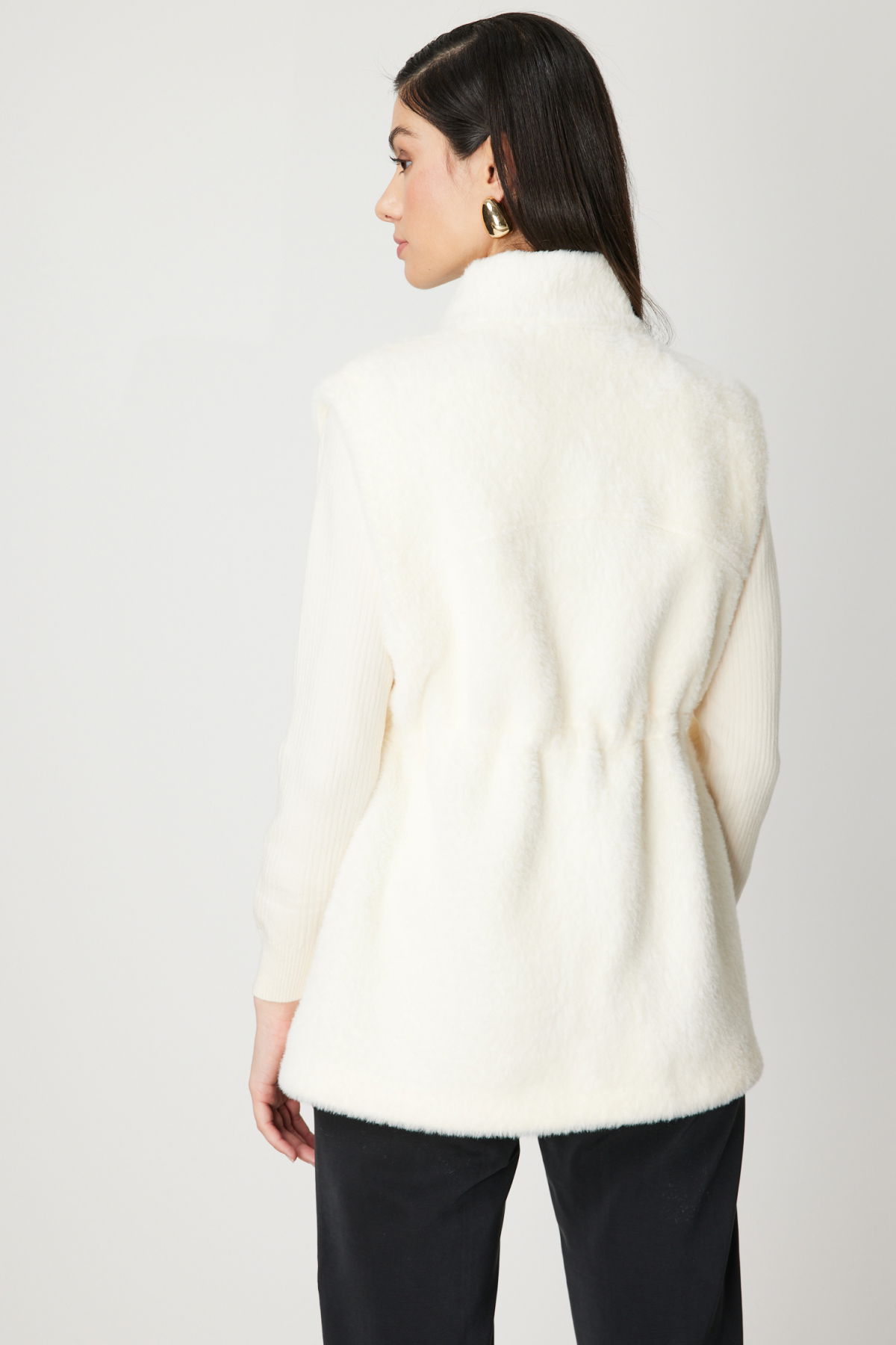 On Kadın Dik Yaka Beli Lastikli Peluş Yelek 66932 Ekru - 3