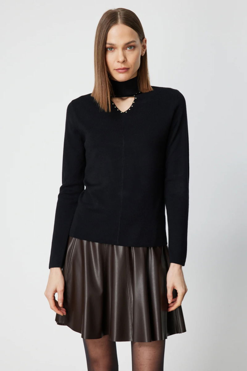 On Kadın Dik Yaka Boncuk Detaylı Triko Kazak 60484 Siyah - On