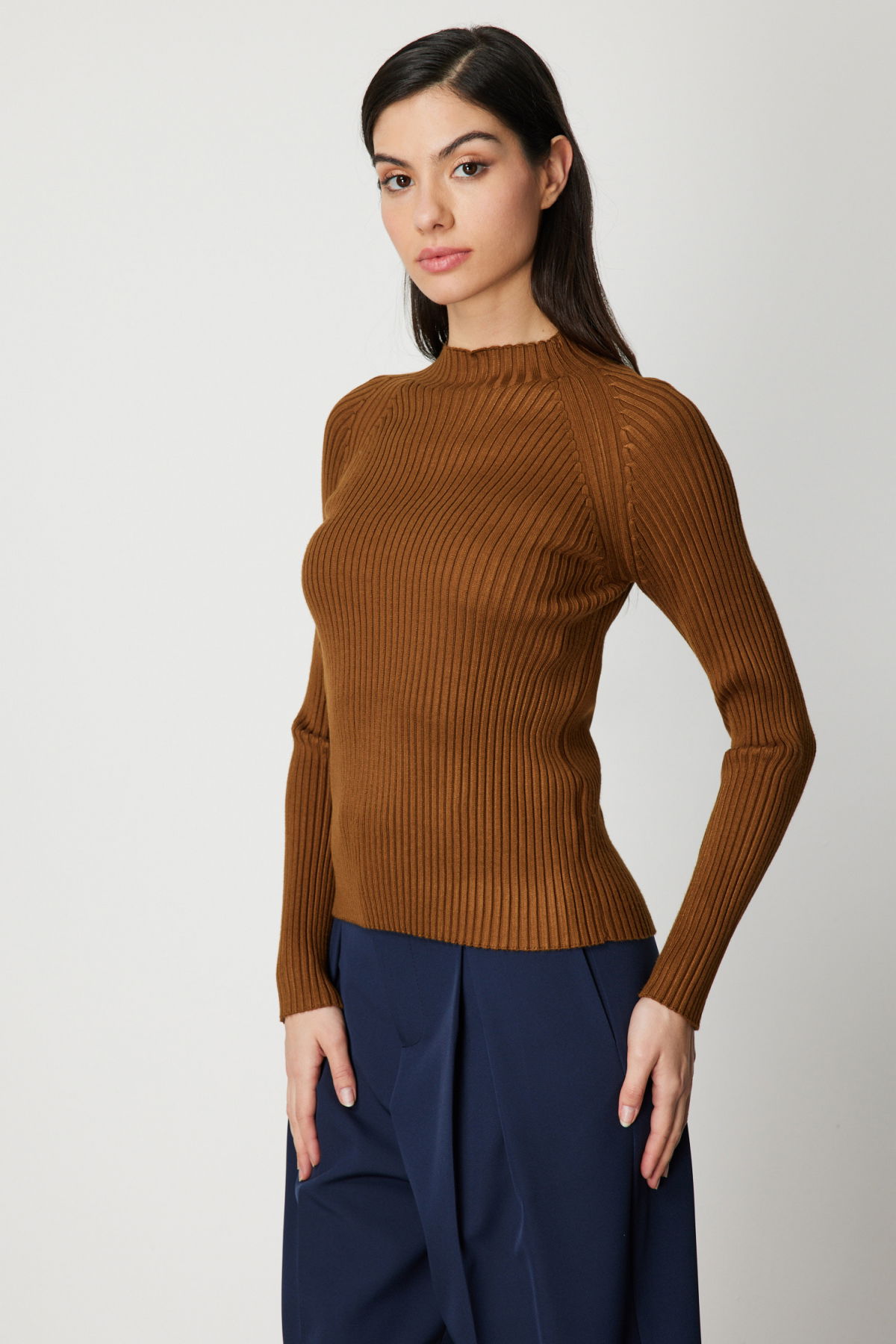 On Kadın Dik Yaka Fitilli Triko Kazak 60357 Kahverengi - 2
