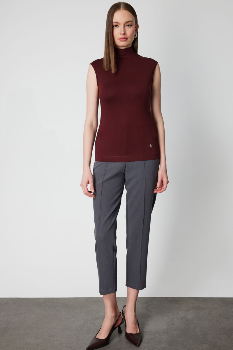 On Kadın Dik Yaka Kolsuz Basic Bluz 61432 Bordo - 2