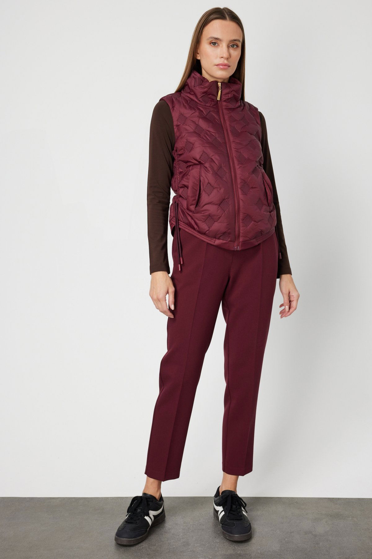 On Kadın Dik Yaka Şişme Yelek 60997 Bordo - 3