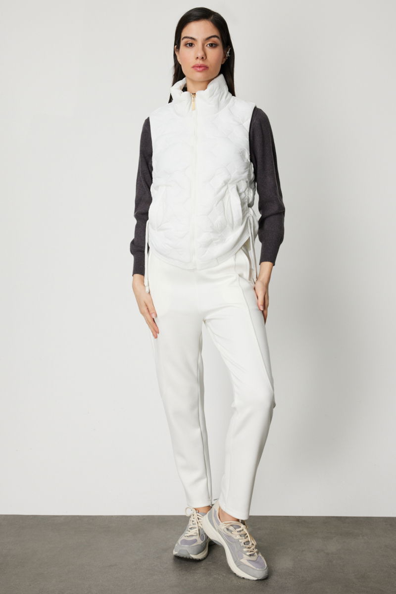 On Kadın Dik Yaka Şişme Yelek 60997 Ekru - 3