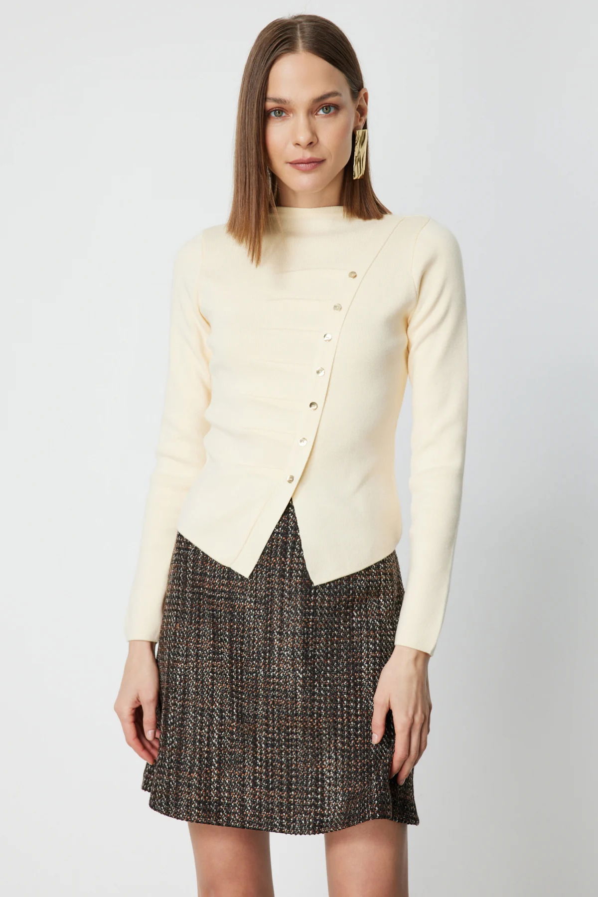 On Kadın Drape Detaylı Düğmeli Triko Kazak 65339 Krem - 1