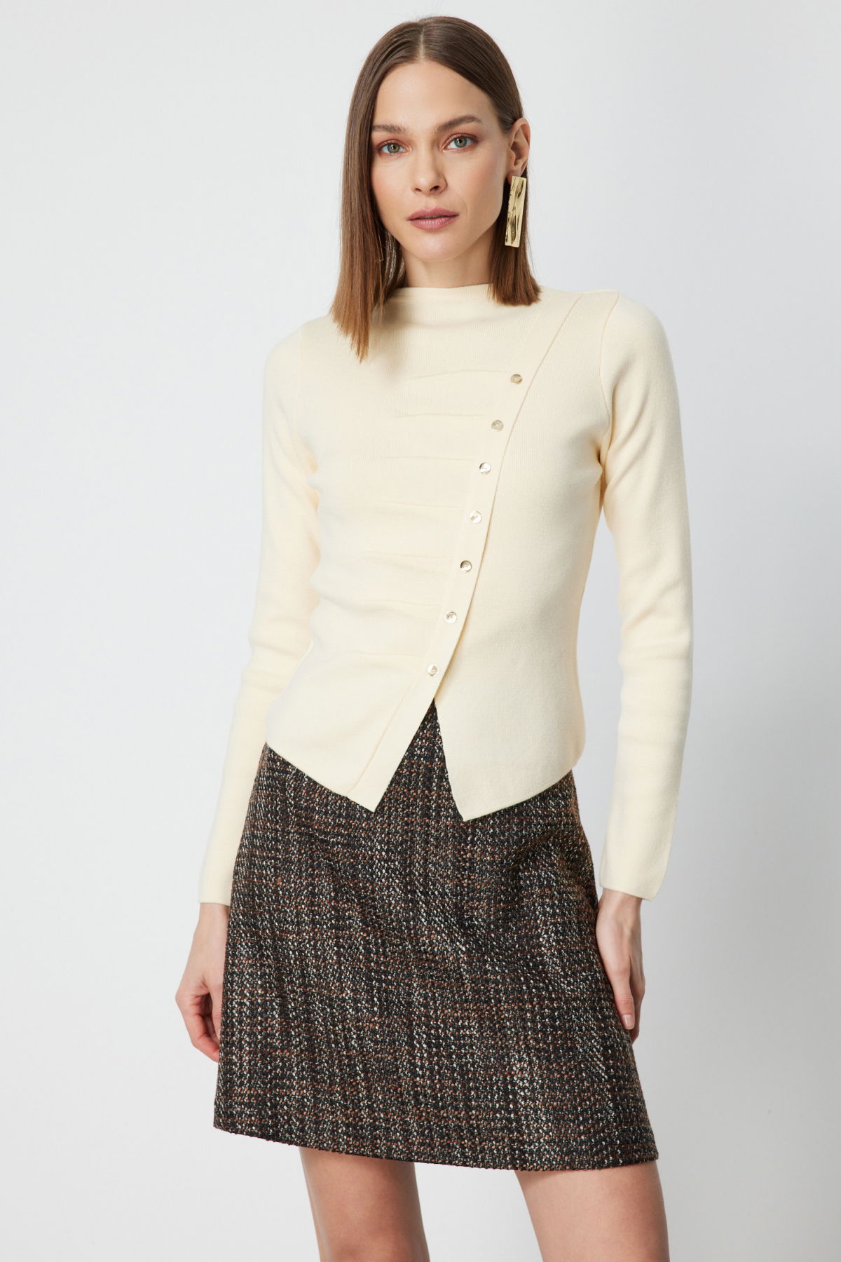 On Kadın Drape Detaylı Düğmeli Triko Kazak 65339 Krem - 2