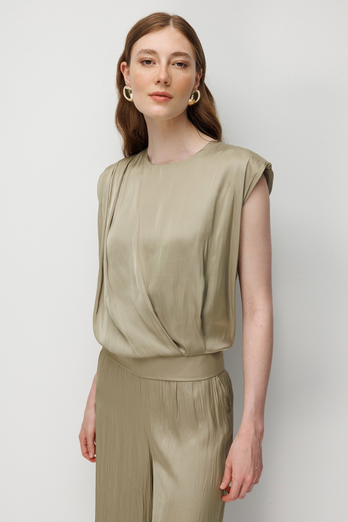 On Kadın Drape Detaylı Kolsuz Bluz 74378 Çağla - 2