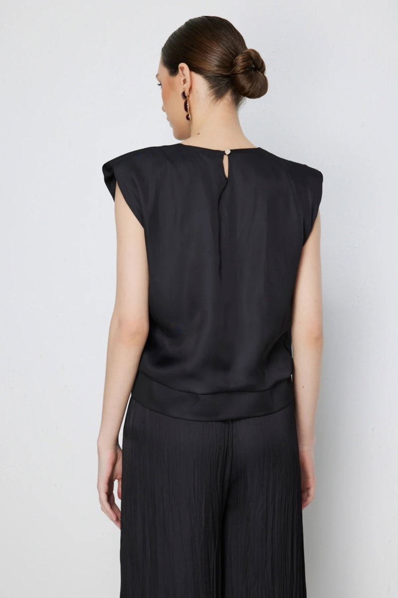 On Kadın Drape Detaylı Kolsuz Bluz 74378 Siyah - 4