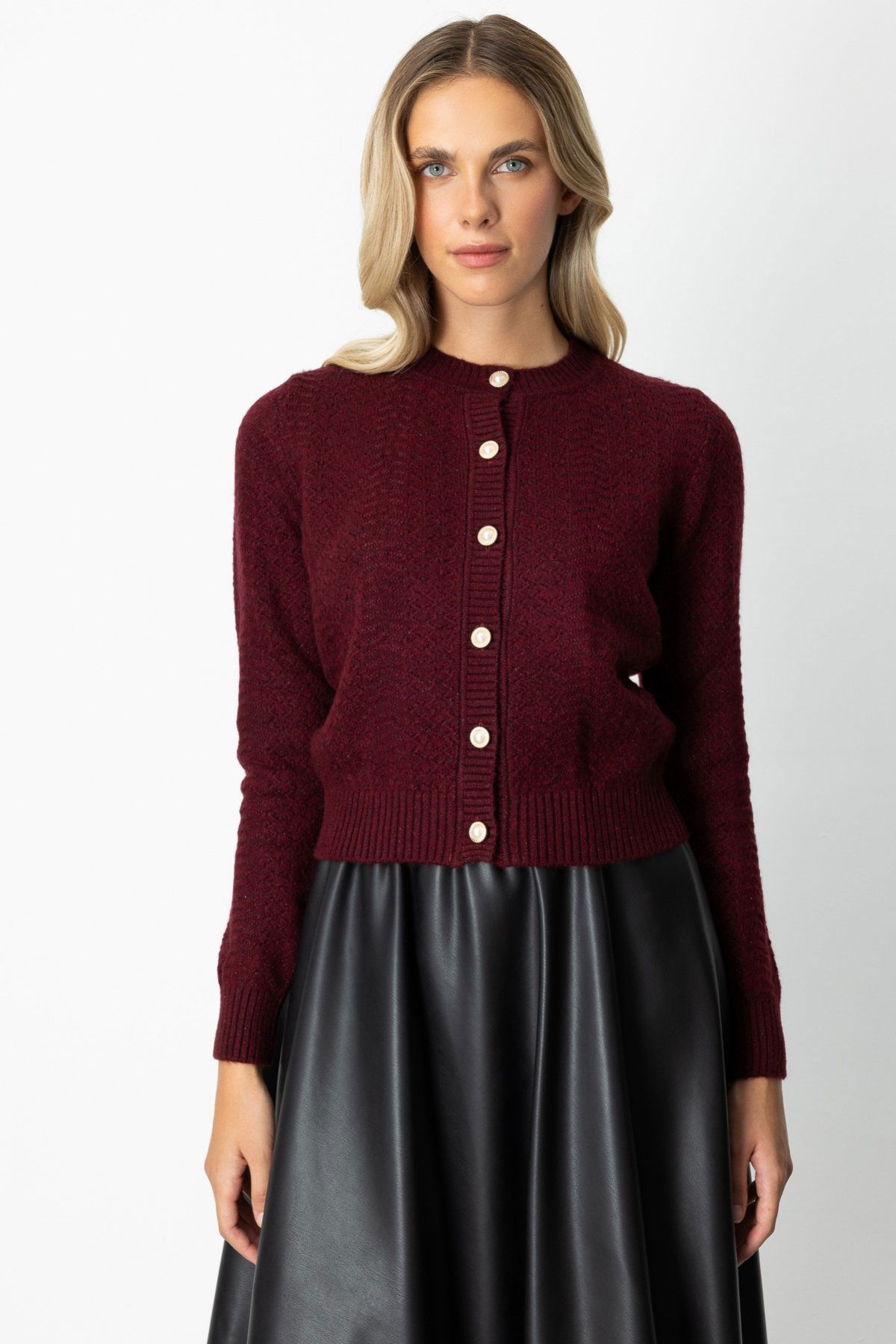 On Kadın Düğmeli Sıfır Yaka Hırka 63903 Bordo - 1