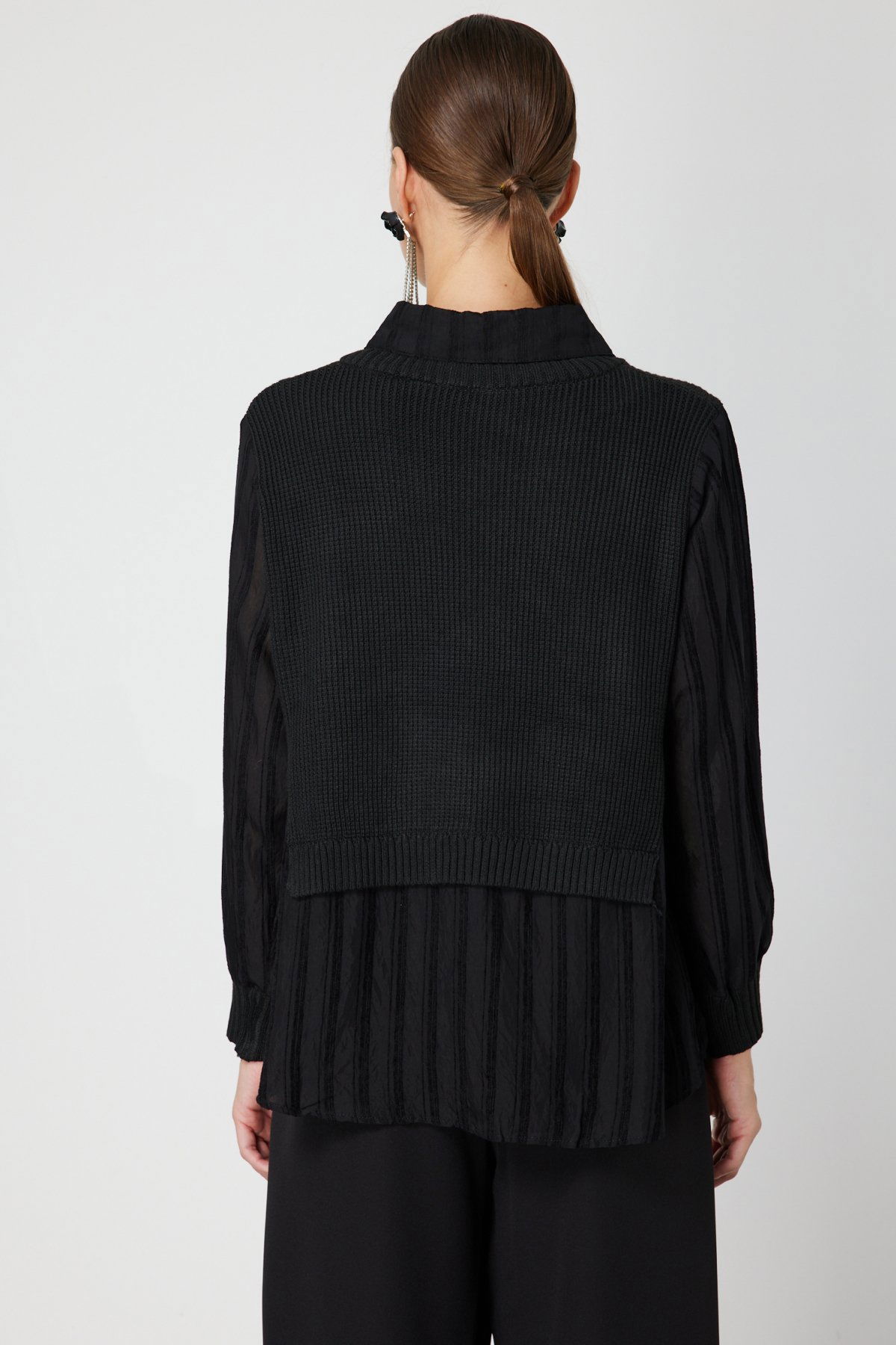 On Kadın İşlemeli Çift Kumaşlı Bluz 60351 Siyah - 4