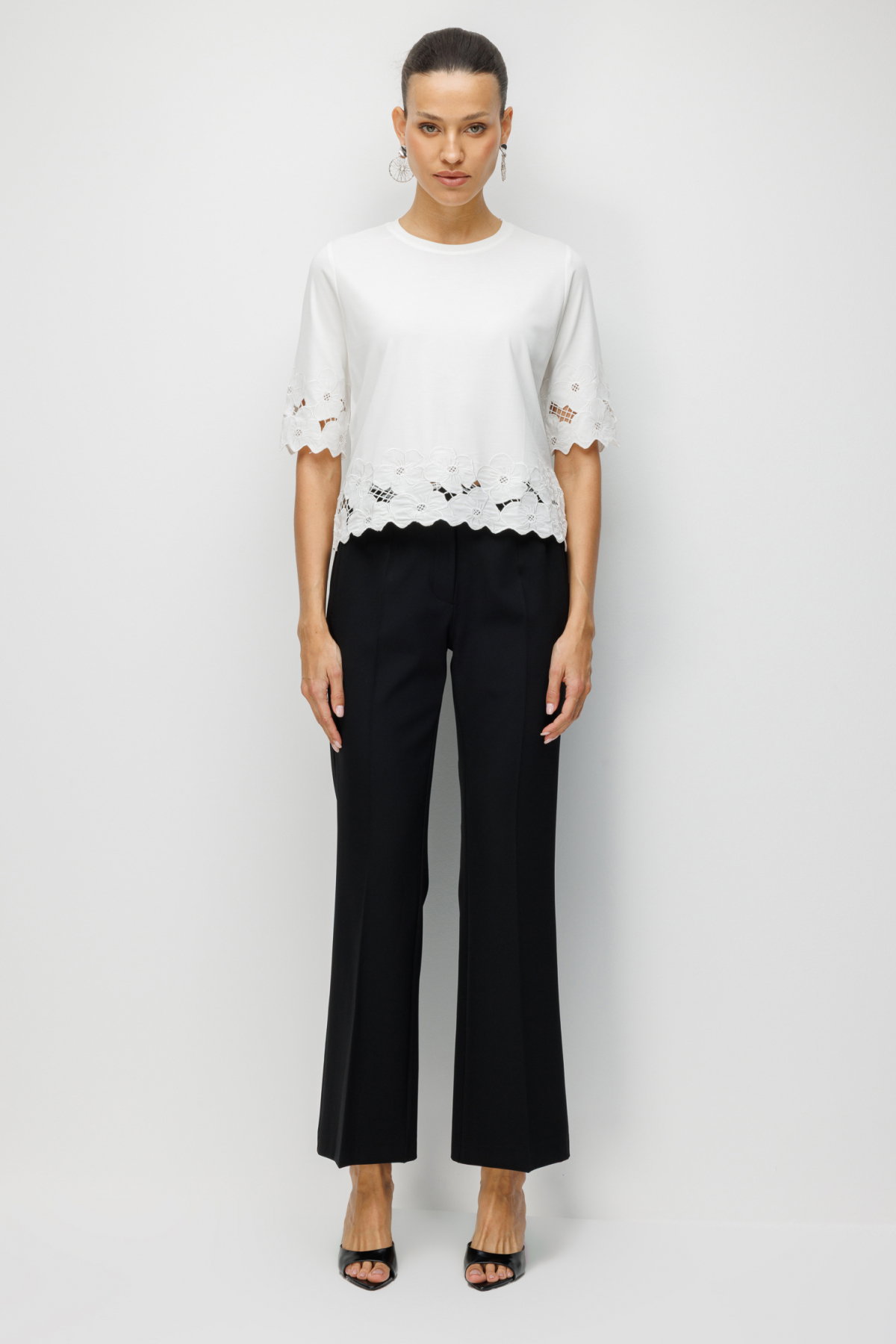 On Kadın İşlemeli Sıfır Yaka Bluz 71386 Ekru - 3