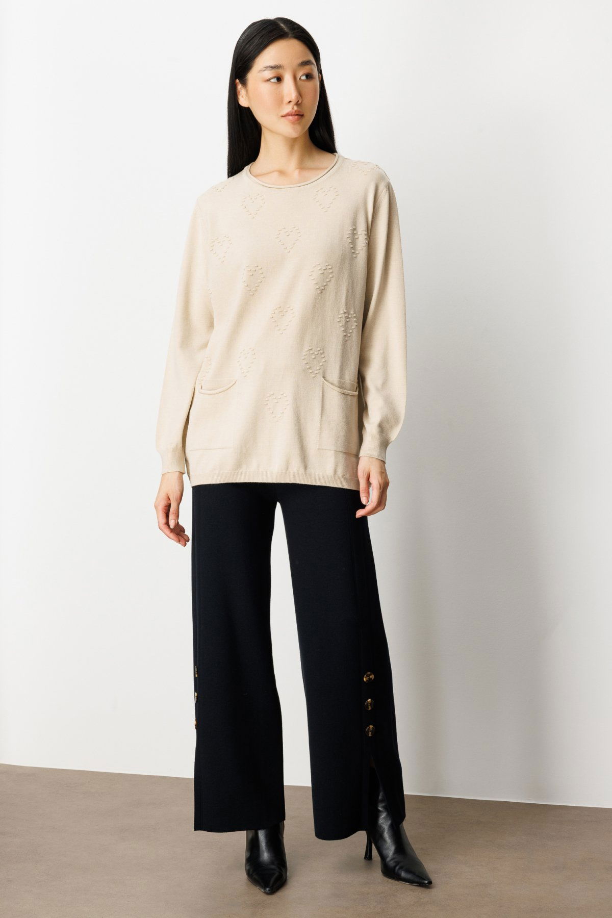 On Kadın Kabartma Desenli Cepli Triko Kazak 65344 Bej - 3