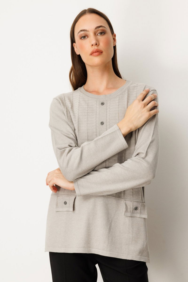 On Kadın Kabartma Desenli Süs Düğmeli Triko Kazak 65358 Gri - On