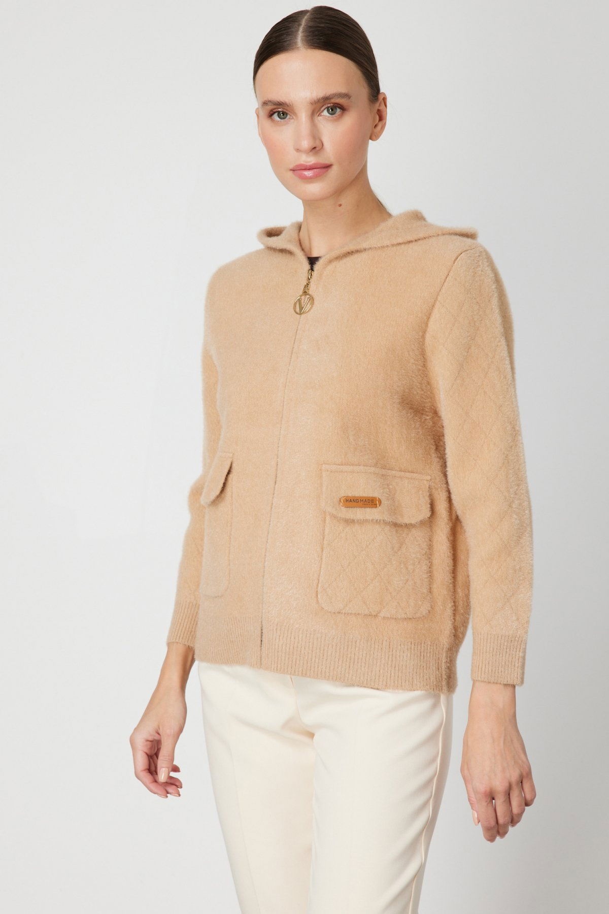 On Kadın Kapak Cepli Peluş Hırka 60936 Bej - 2