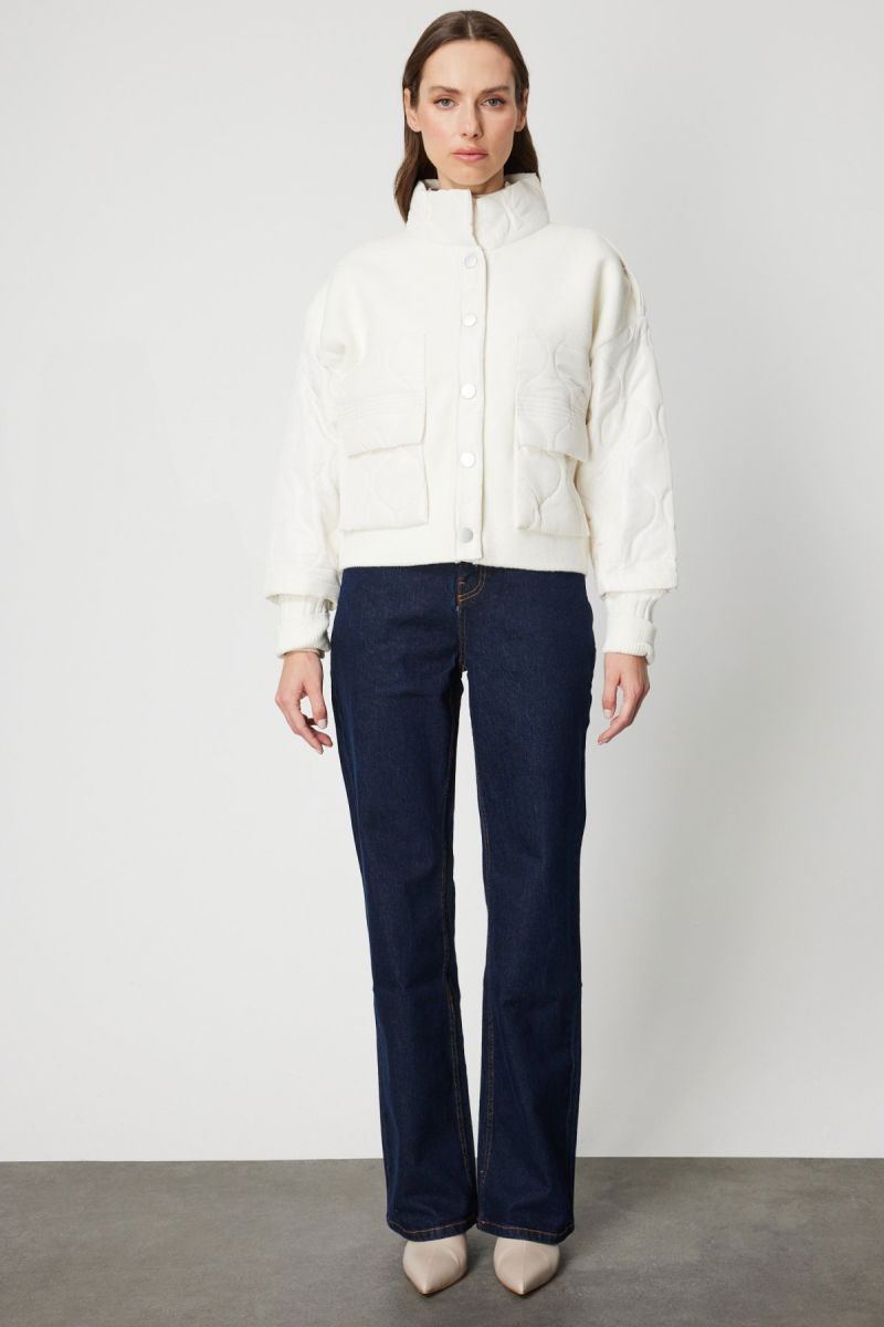 On Kadın Kapitone Detaylı Kapak Cepli Mont 60711 Ekru - 3