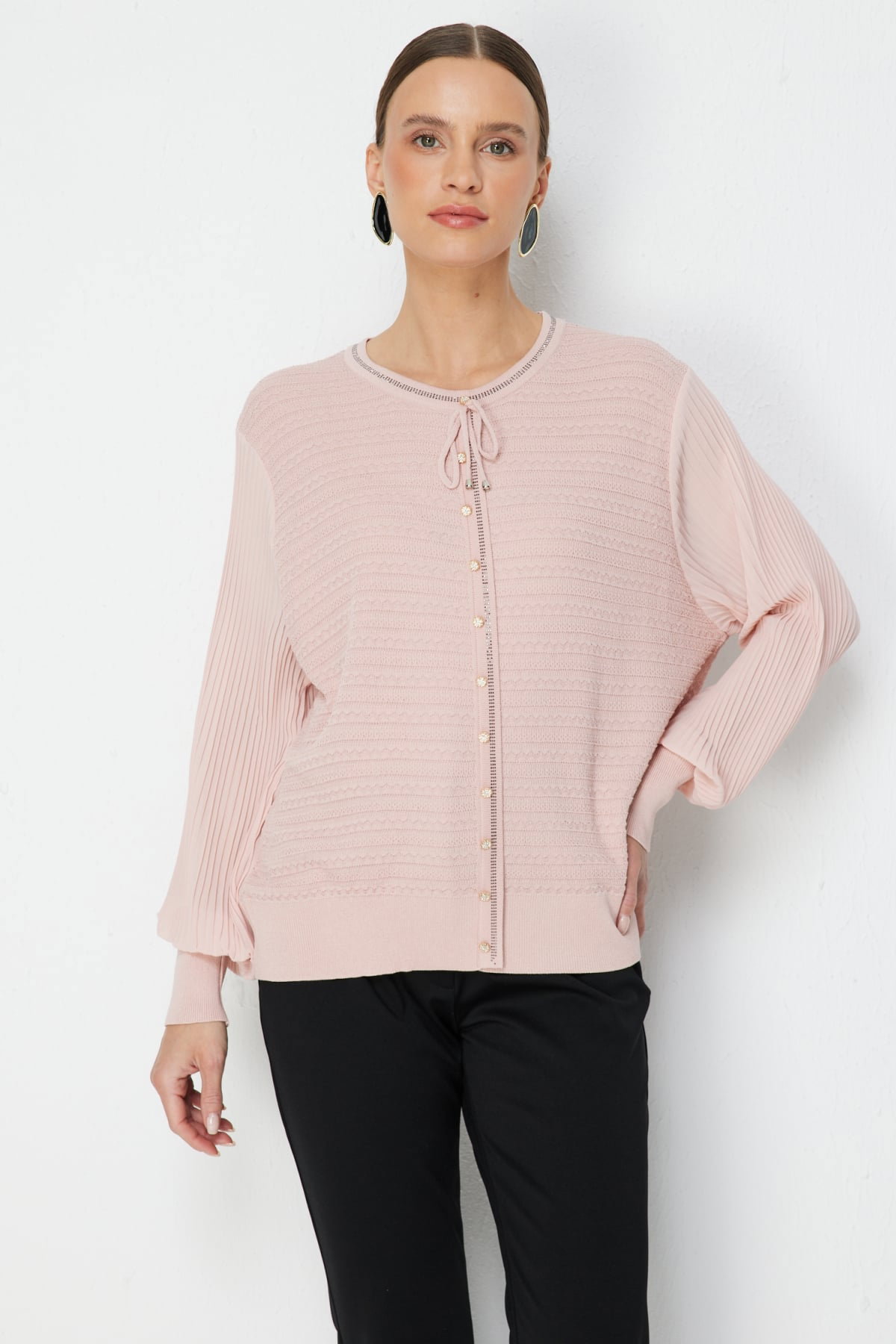 On Kadın Kolları Pileli Kumaşı Desenli Bluz 70449 Pembe - 1