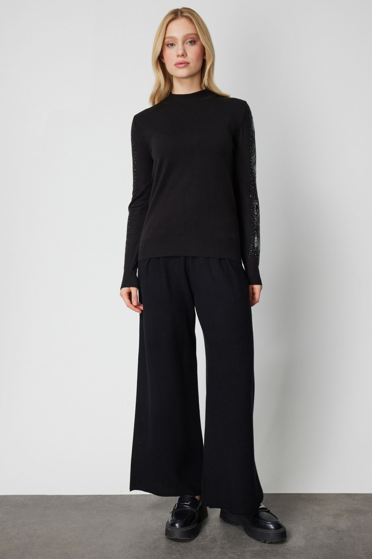 On Kadın Kolları Taş İşlemeli Triko Kazak 66345 Siyah - 3