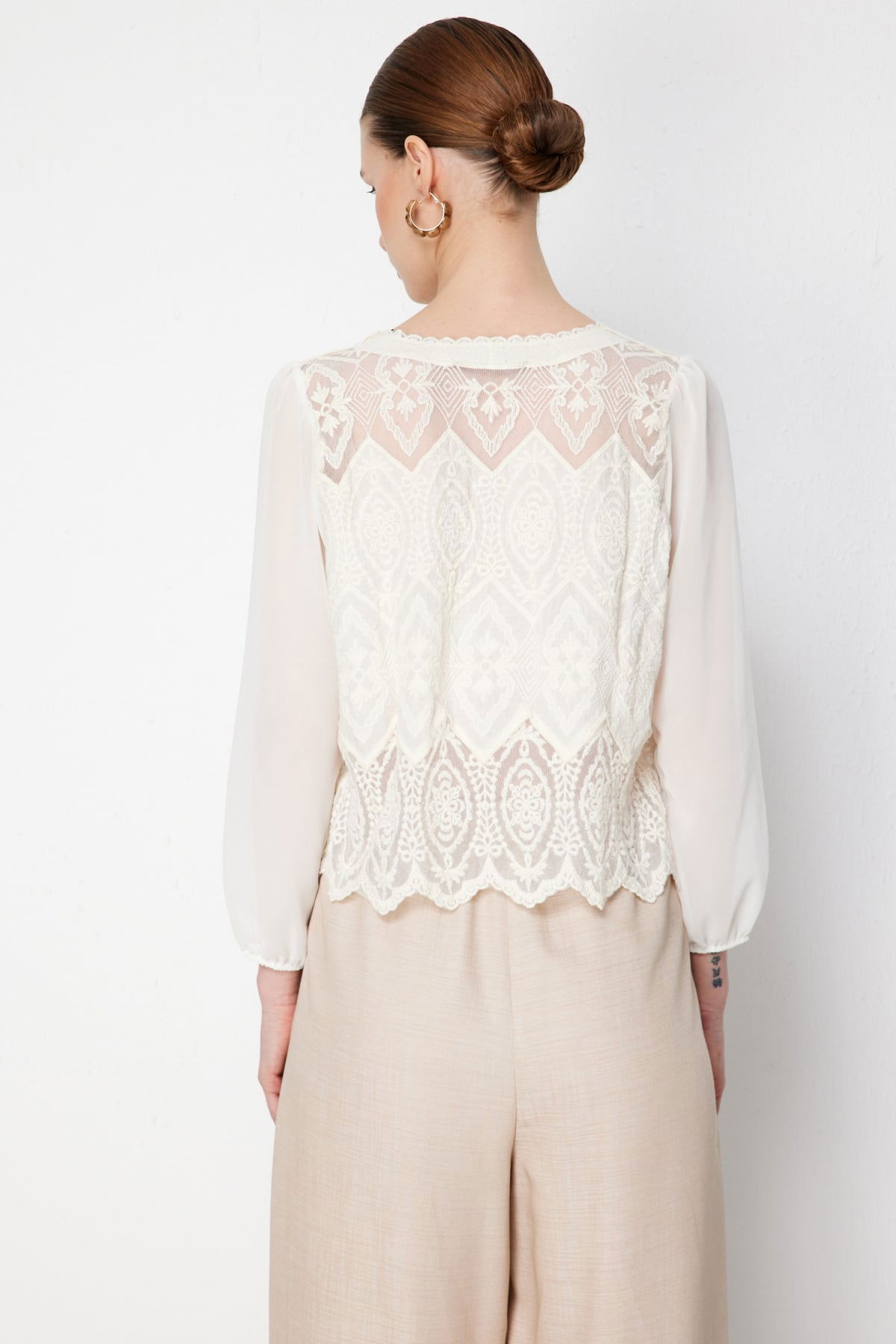 On Kadın Kolları Tül Dantelli Pamuklu Hırka 70931 Ekru - 4