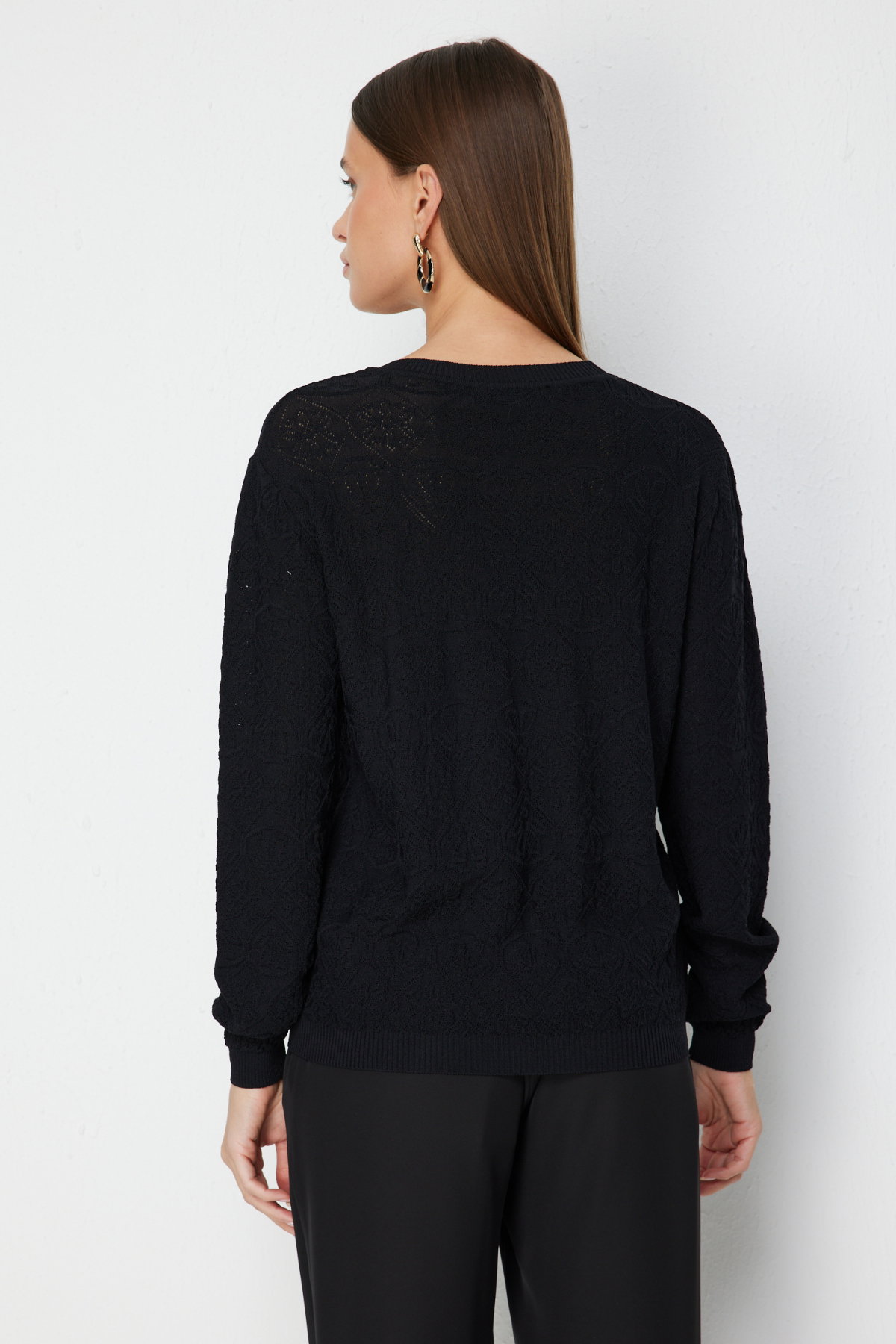 On Kadın Kumaşı Desenli Süs Düğmeli Bluz 73309 Siyah - 4