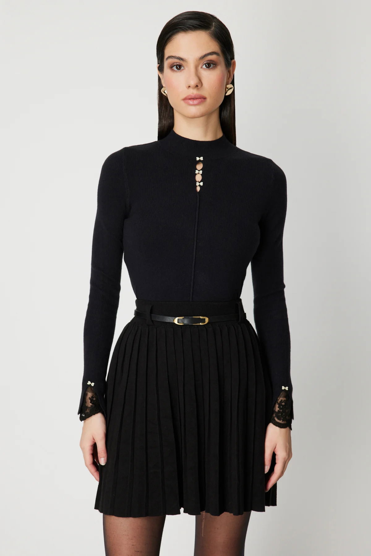 On Kadın Kurdele Aksesuarlı Dantel Detaylı Triko Kazak 60455 Siyah - 1