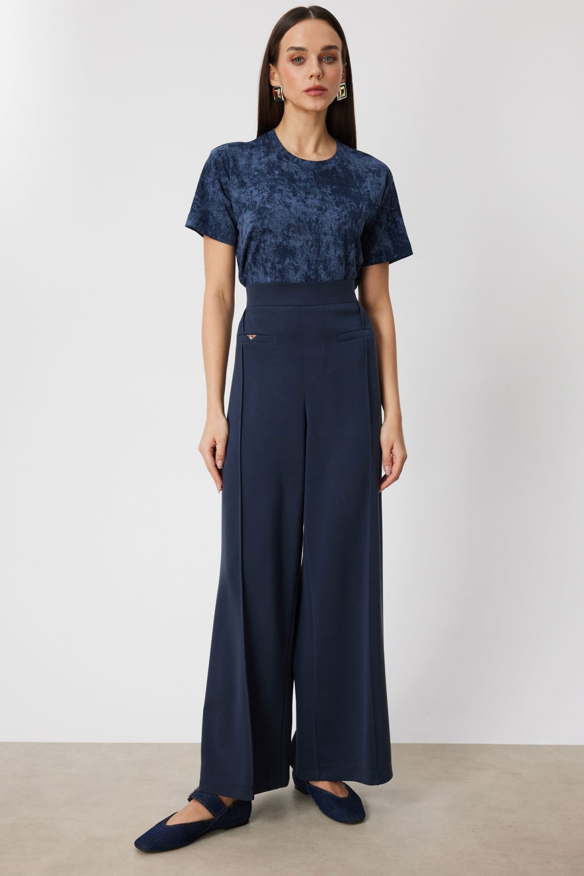 On Kadın Metal Aksesuarlı Bol Paça Eşofman Altı 74125 Lacivert - 1