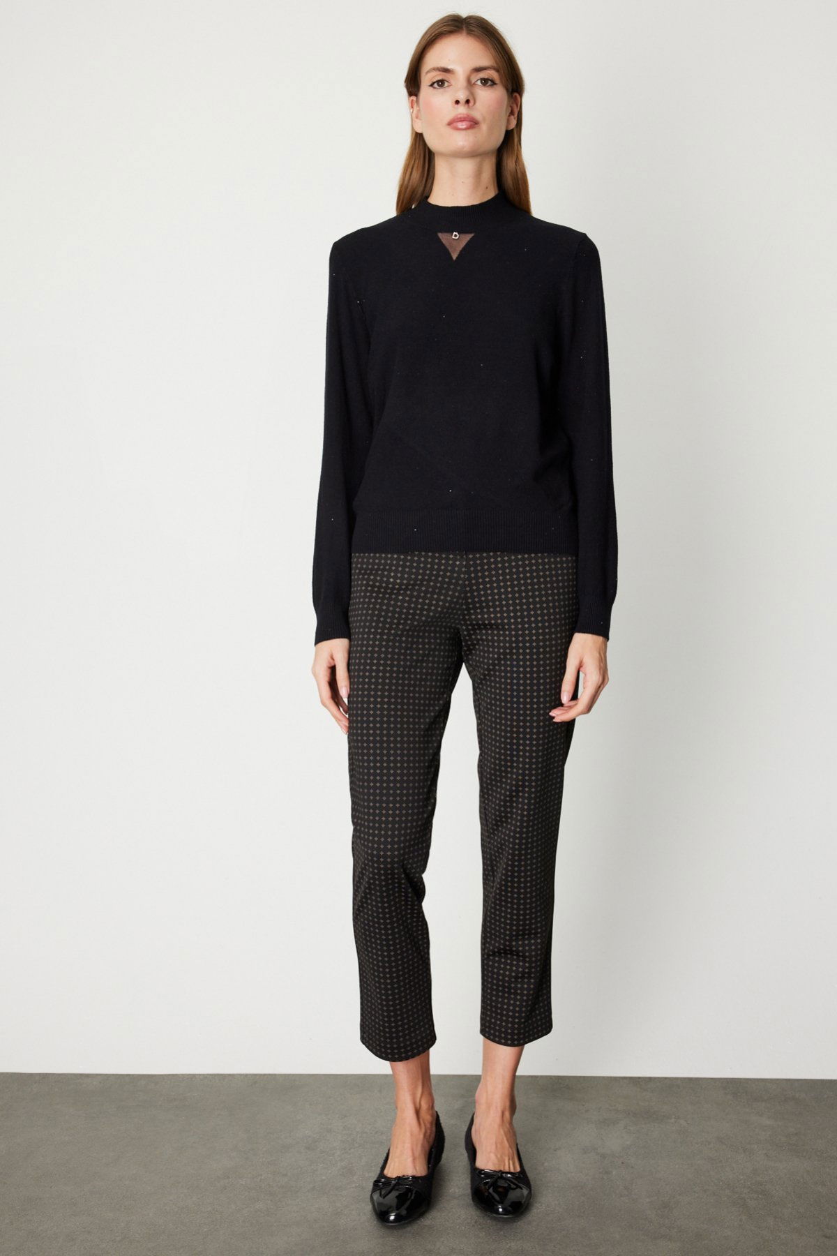 On Kadın Metal Aksesuarlı Pul Detaylı Triko Kazak 60345 Siyah - 3