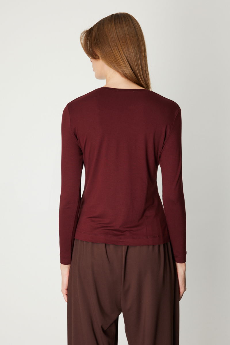 On Kadın Metal Aksesuarlı Sıfır Yaka Basic Bluz 61303 Bordo - 3