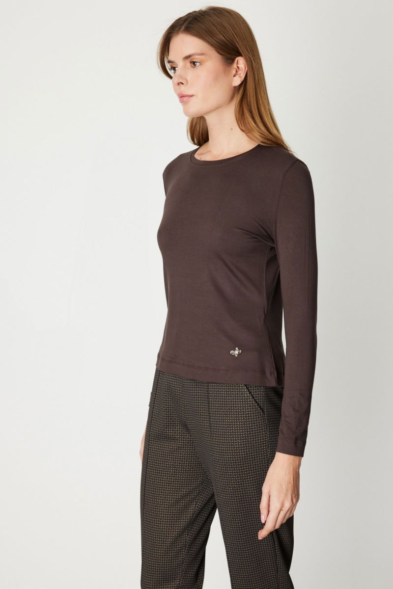 On Kadın Metal Aksesuarlı Sıfır Yaka Basic Bluz 61303 Kahverengi - 2