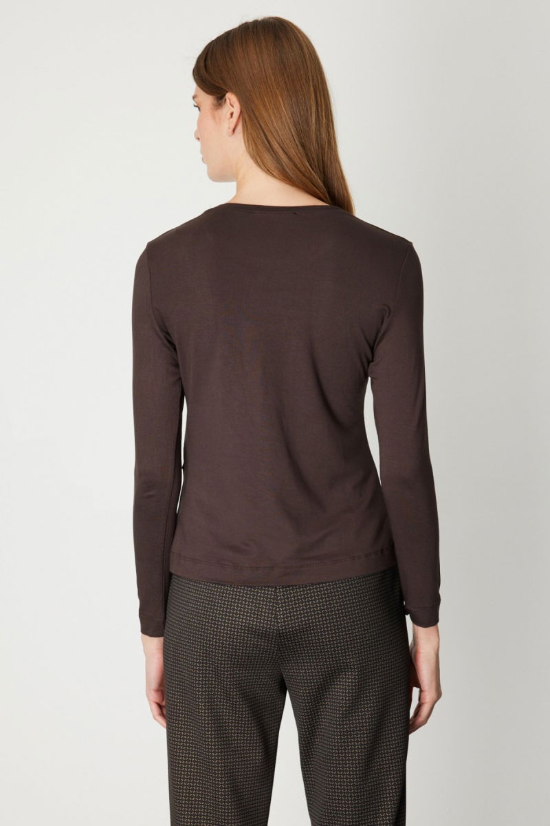 On Kadın Metal Aksesuarlı Sıfır Yaka Basic Bluz 61303 Kahverengi - 4