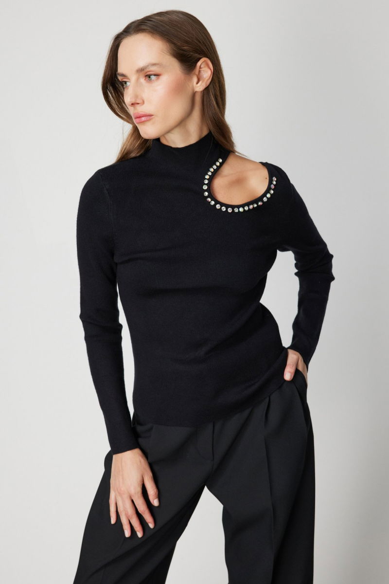 On Kadın Omzu Açık Taş Detaylı Triko Kazak 60309 Siyah - On