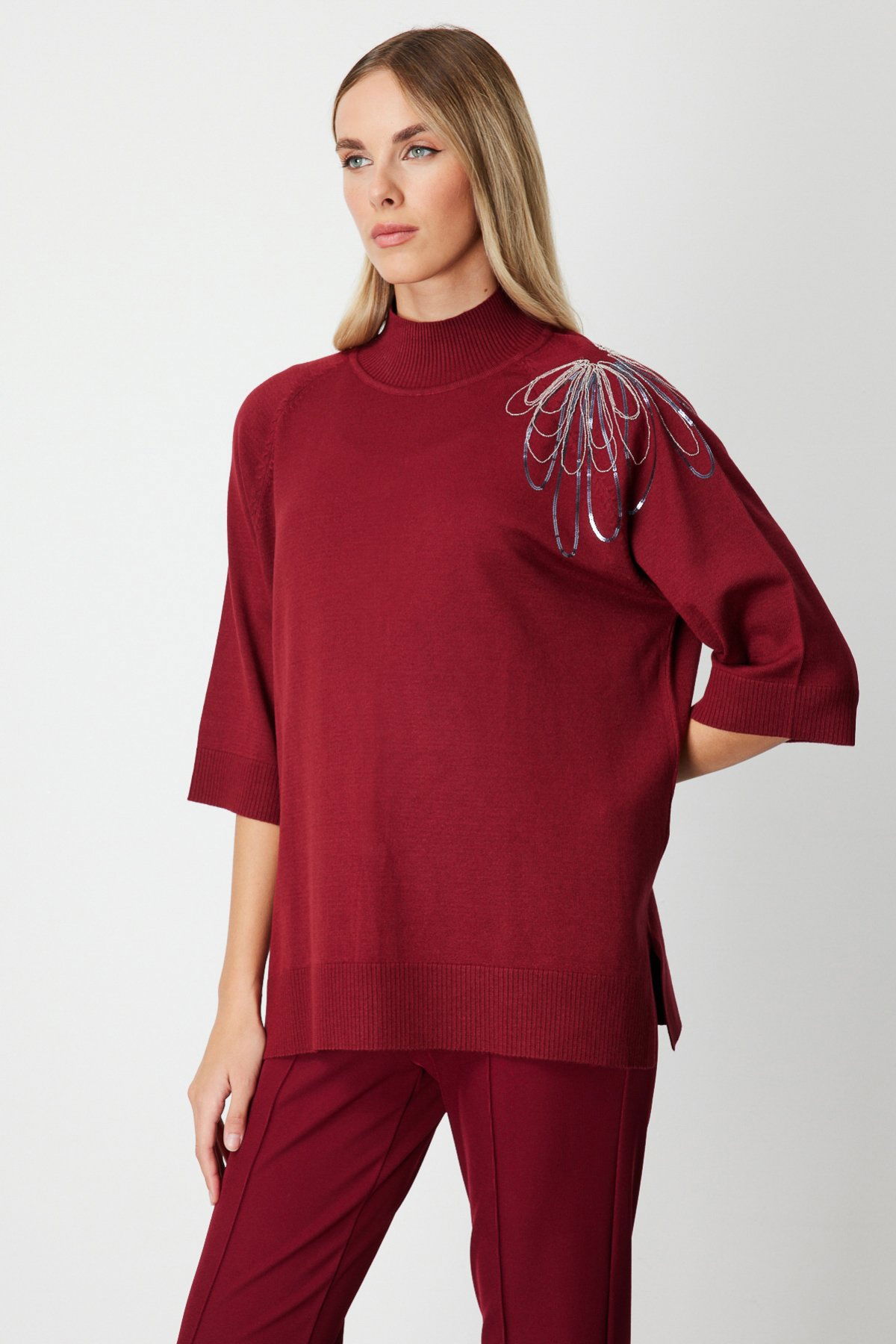 On Kadın Omzu Zincir İşlemeli Triko Kazak 65381 Bordo - 2