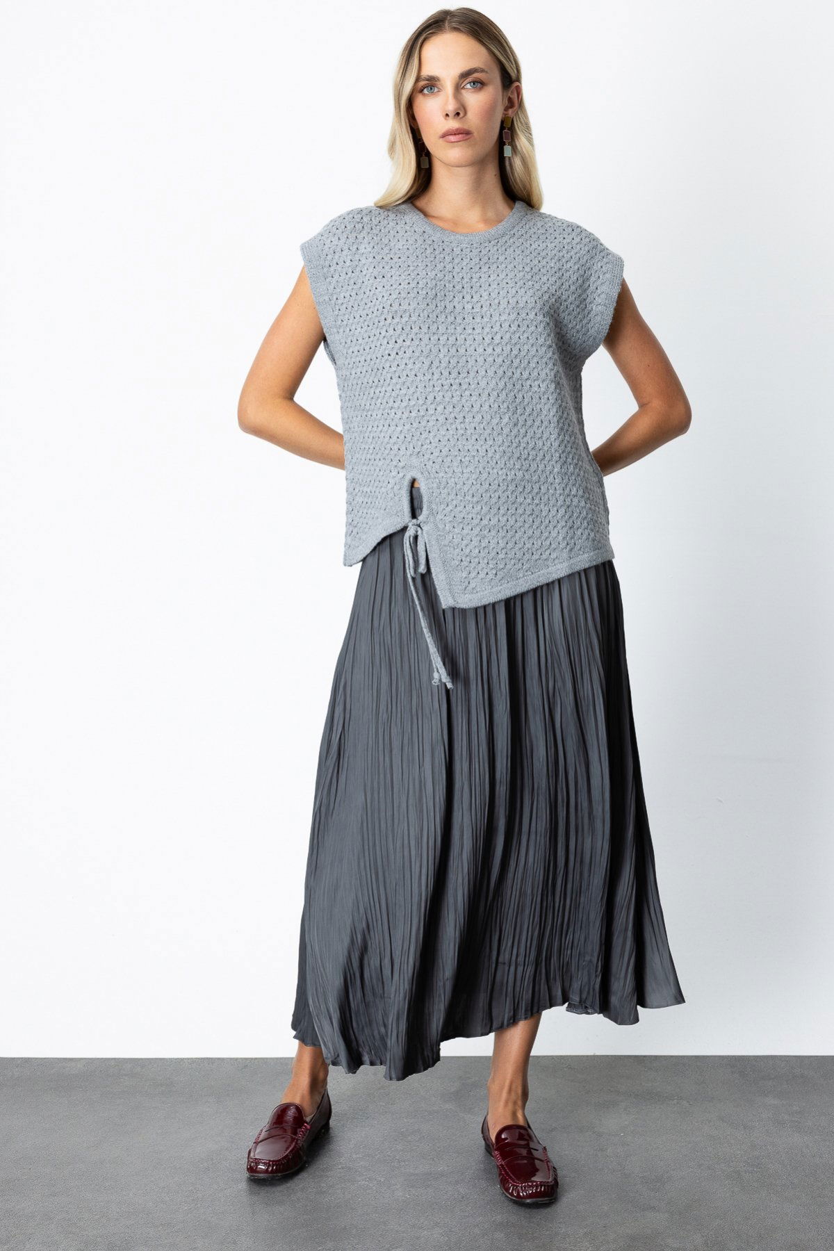 On Kadın Önü Bağlamalı Süveter 65337 Gri - 3