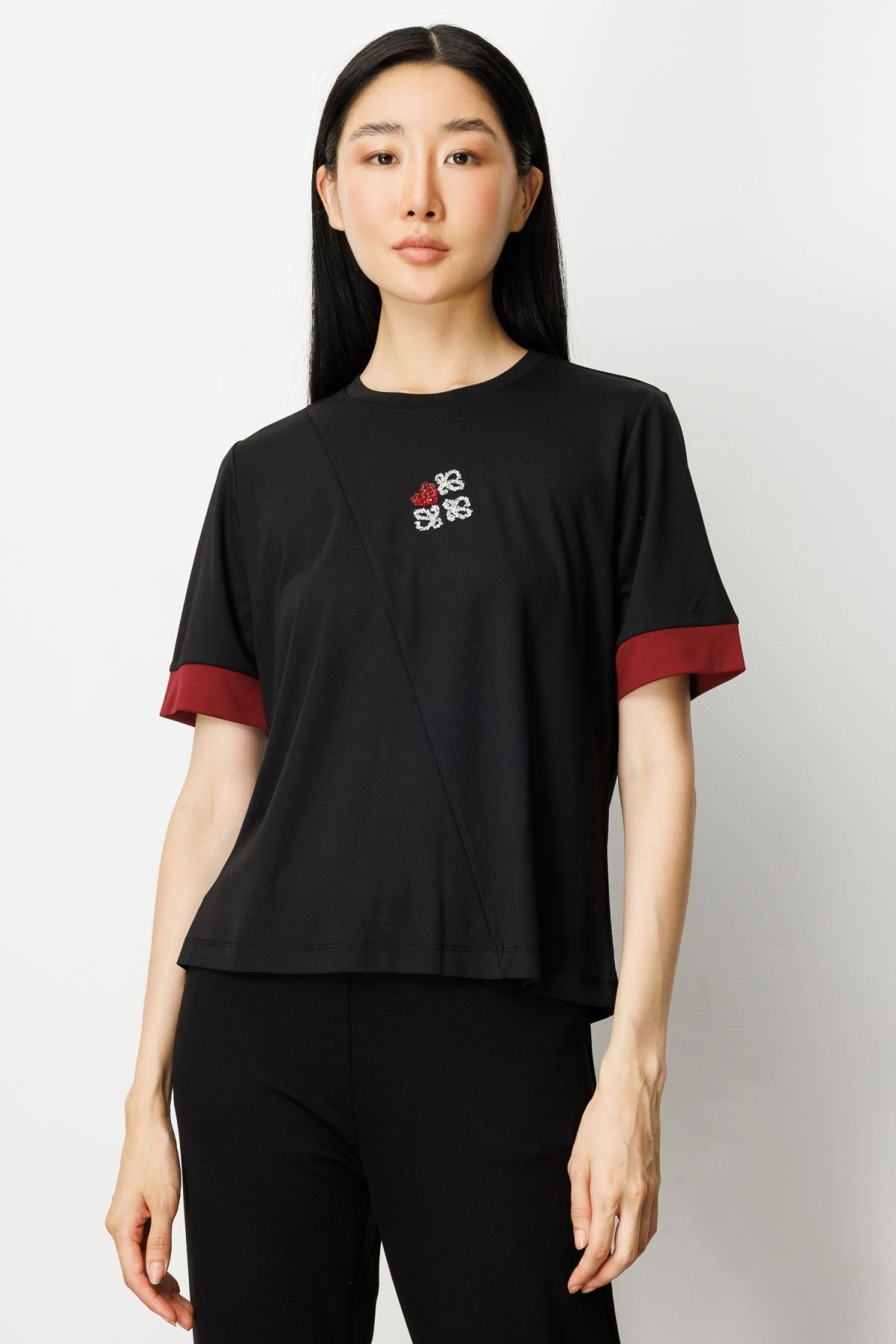 On Kadın Önü Taşlı Sıfır Yaka Bluz 61331 Siyah-Bordo - 1