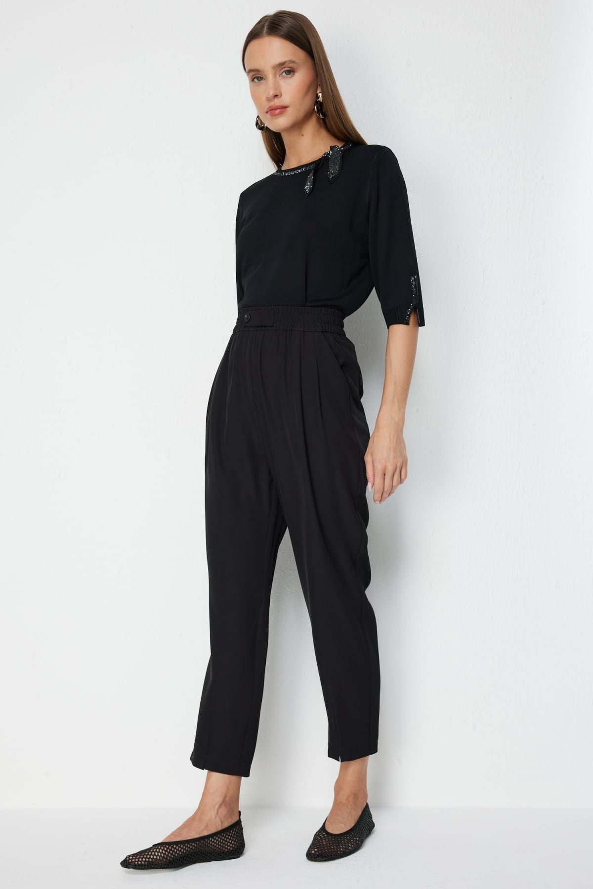 On Kadın Paçası Pileli Yan Cepli Pantolon 78105 Siyah - 2