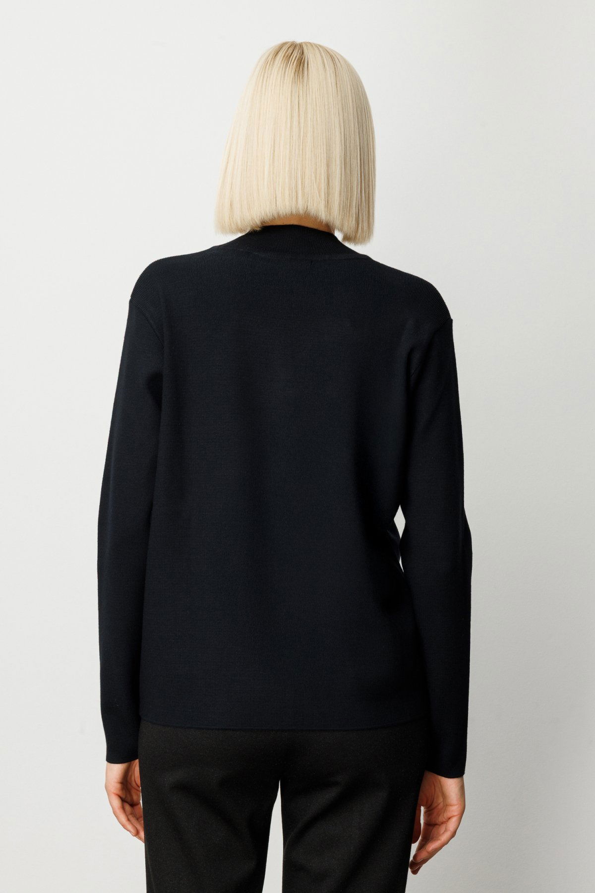 On Kadın Pencere Detaylı Taşlı Kazak 65372 Siyah - 4