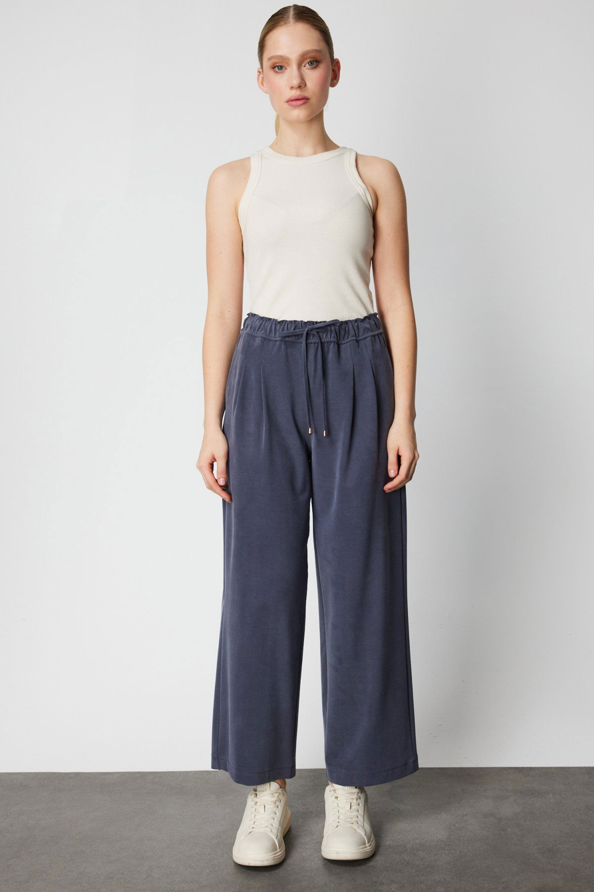 On Kadın Pile Detaylı Bol Paça Eşofman Altı 64176 Lacivert - 2