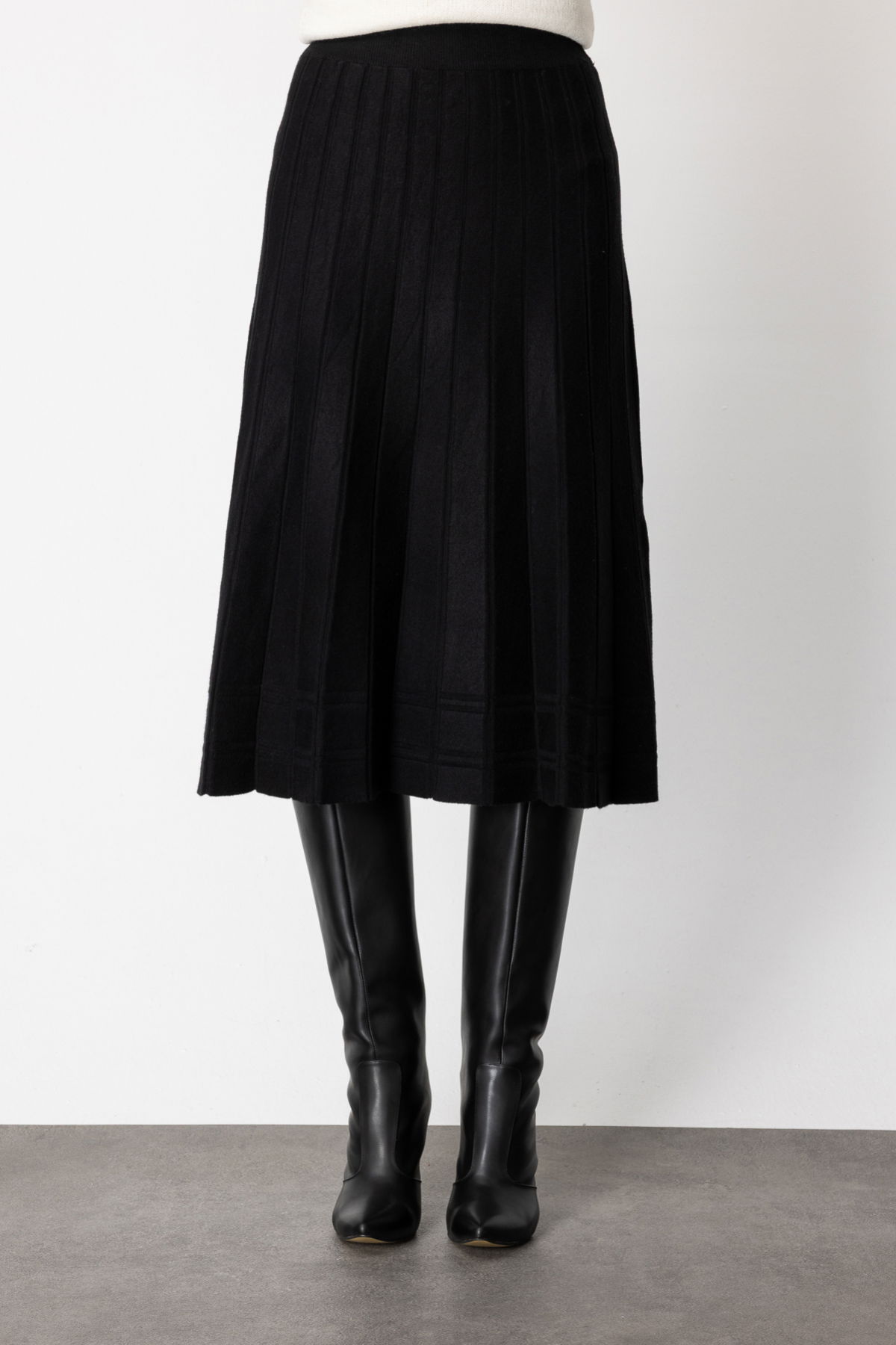 On Kadın Pileli Midi Boy Triko Etek 60201 Siyah - 3